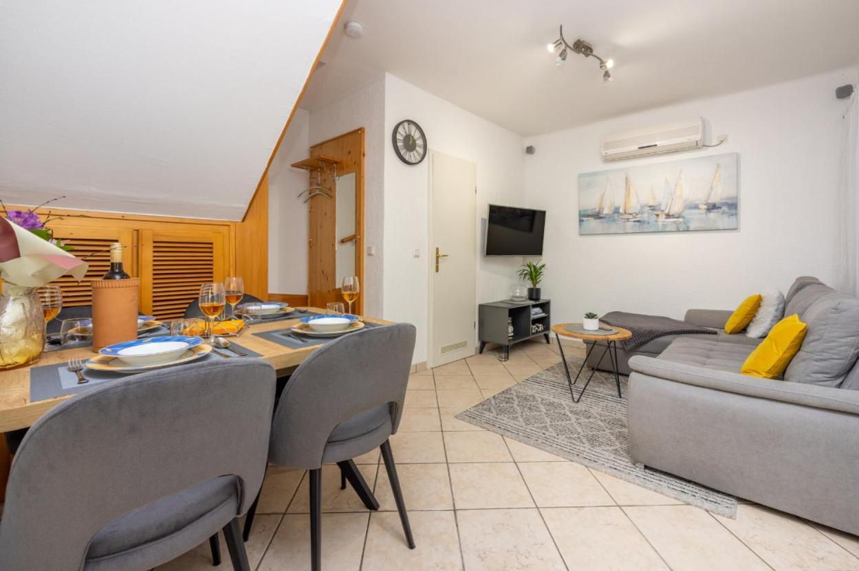 Kuca Za Odmor Antic - Holiday House Antic Novi Vinodolski Zewnętrze zdjęcie