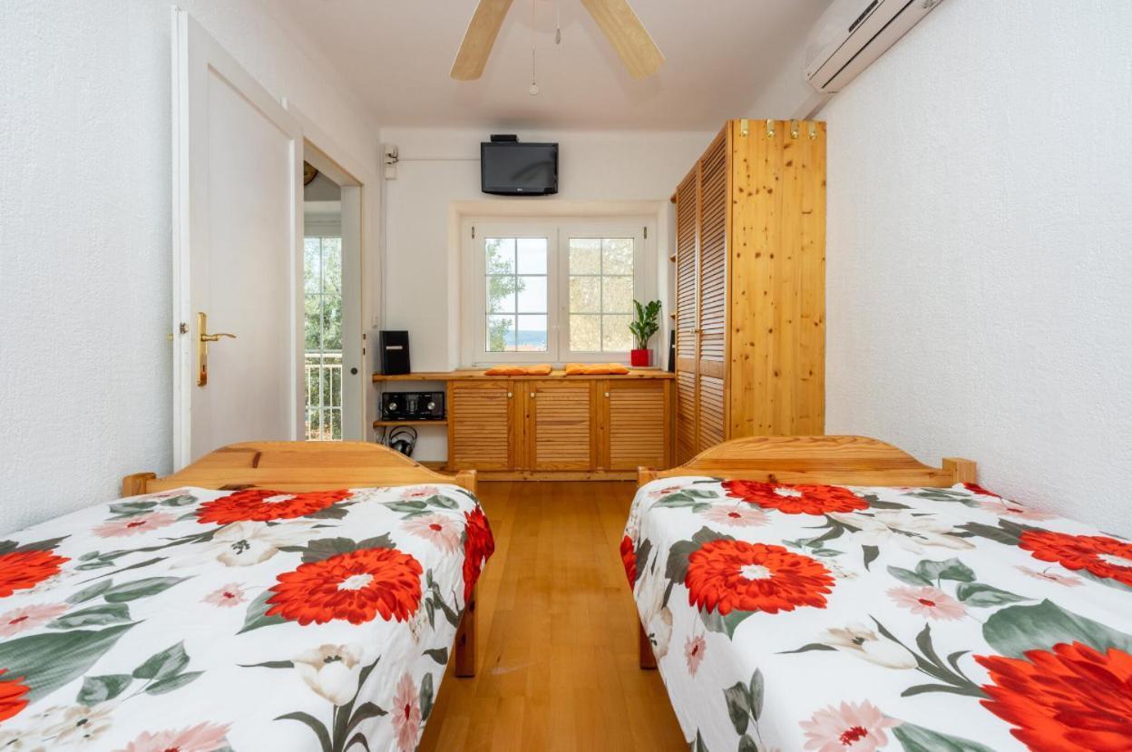 Kuca Za Odmor Antic - Holiday House Antic Novi Vinodolski Zewnętrze zdjęcie